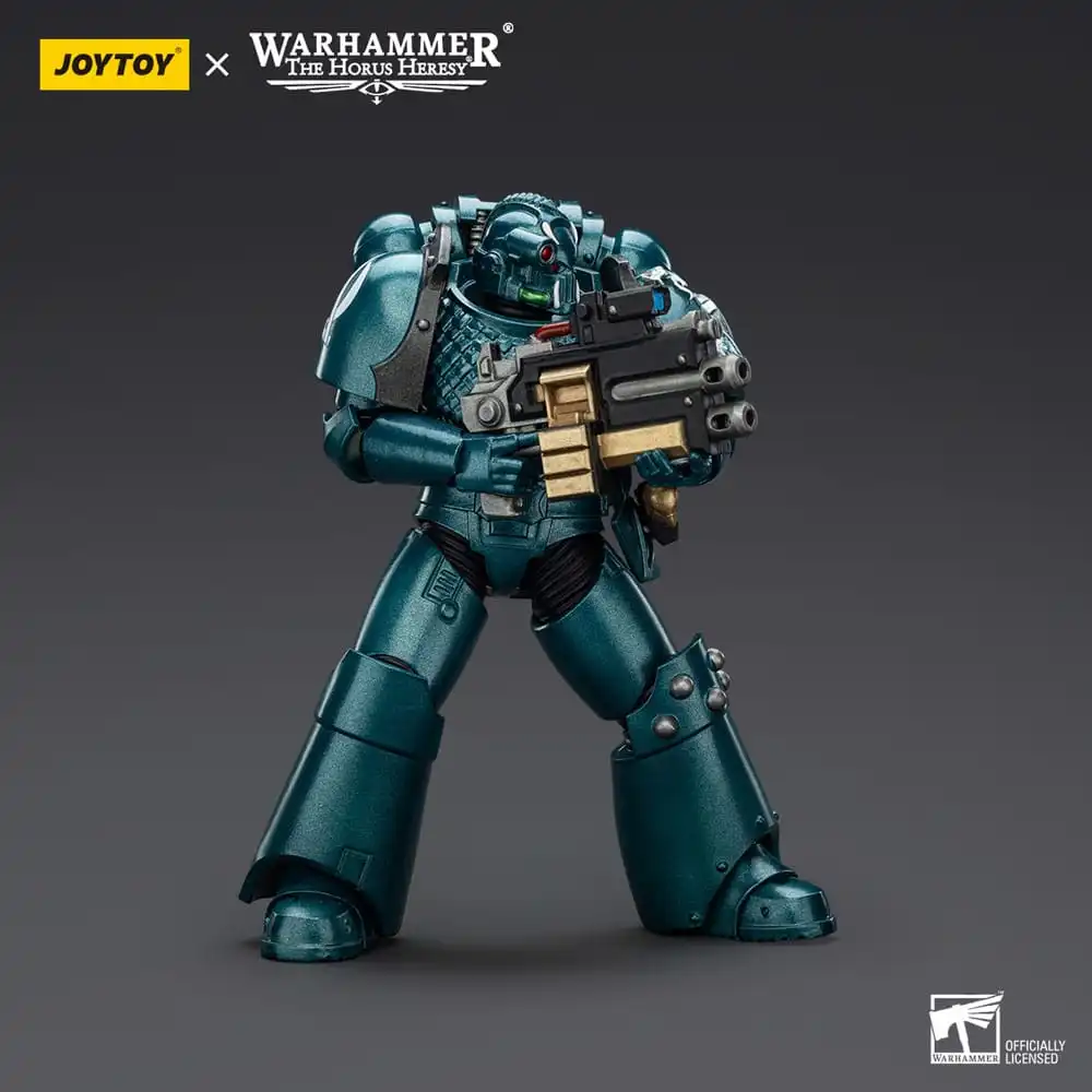 Warhammer The Horus Heresy Action Figure Alpha Legion Head hunter With Banestrike Combi-Bolter And Power Dagger 20 cm